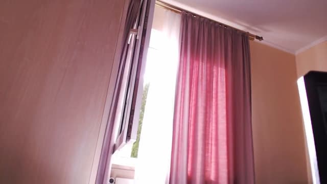 Gallery image thumbnail from Beth_'s myfreecams stream on, 08/30/2025, 15:14 image 4 of 20