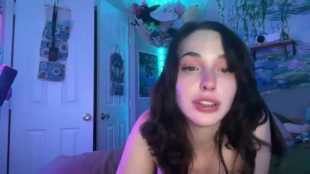 Gallery image thumbnail from Blov3's myfreecams stream on, 01/29/2025, 08:31 image 13 of 20