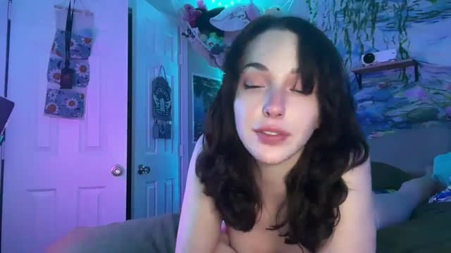 Gallery image thumbnail from Blov3's myfreecams stream on, 01/29/2025, 08:31 image 9 of 20