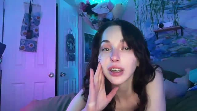 Gallery image thumbnail from Blov3's myfreecams stream on, 01/29/2025, 08:31 image 4 of 20