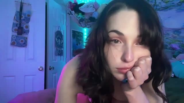 Gallery image thumbnail from Blov3's myfreecams stream on, 01/29/2025, 09:22 image 20 of 20