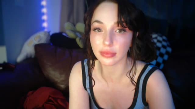Gallery image thumbnail from Blov3's myfreecams stream on, 02/09/2025, 10:37 image 5 of 20
