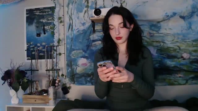 Gallery image thumbnail from Blov3's myfreecams stream on, 04/29/2025, 12:04 image 16 of 20