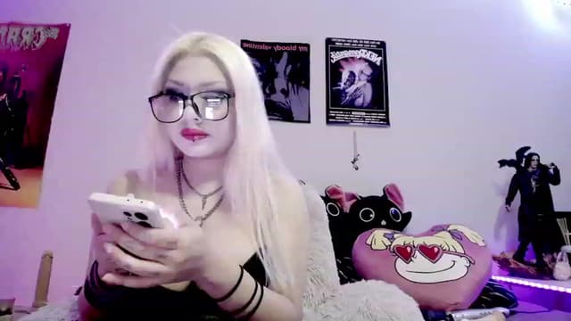 Gallery image thumbnail from Bri__'s myfreecams stream on, 02/06/2024, 21:28 image 15 of 20