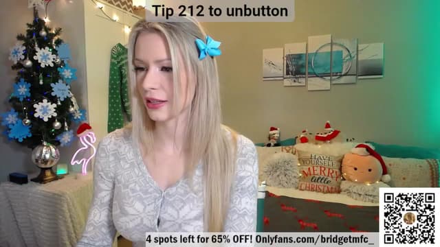 Gallery image thumbnail from Bridg's myfreecams stream on, 12/23/2022, 09:03 image 5 of 20
