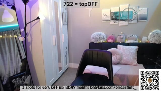Gallery image thumbnail from Bridg's myfreecams stream on, 05/08/2023, 09:04 image 4 of 20