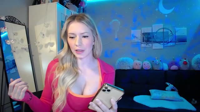 Gallery image thumbnail from Bridg's myfreecams stream on, 06/05/2023, 09:52 image 7 of 20