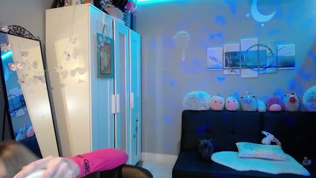 Gallery image thumbnail from Bridg's myfreecams stream on, 06/05/2023, 09:52 image 14 of 20