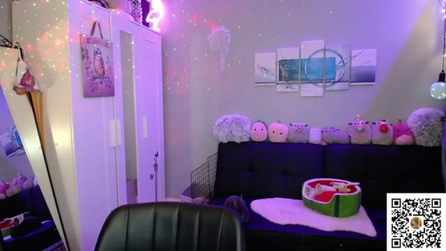 Gallery image thumbnail from Bridg's myfreecams stream on, 06/19/2023, 09:03 image 1 of 20