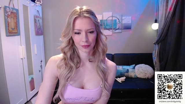 Gallery image thumbnail from Bridg's myfreecams stream on, 07/19/2023, 09:46 image 18 of 20