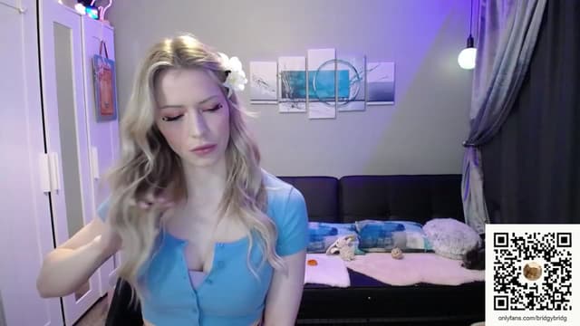 Gallery image thumbnail from Bridg's myfreecams stream on, 07/30/2023, 09:57 image 8 of 20
