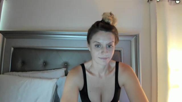 Gallery image thumbnail from Ca_ndi's myfreecams stream on, 07/12/2023, 18:17 image 11 of 20
