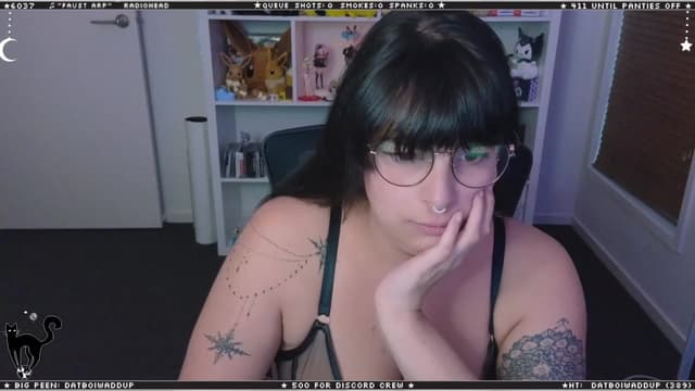 Gallery image thumbnail from Cat__'s myfreecams stream on, 03/11/2024, 09:21 image 5 of 20