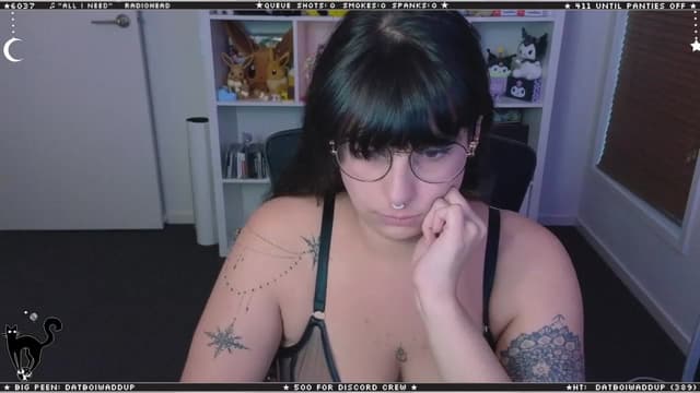 Gallery image thumbnail from Cat__'s myfreecams stream on, 03/11/2024, 09:21 image 4 of 20