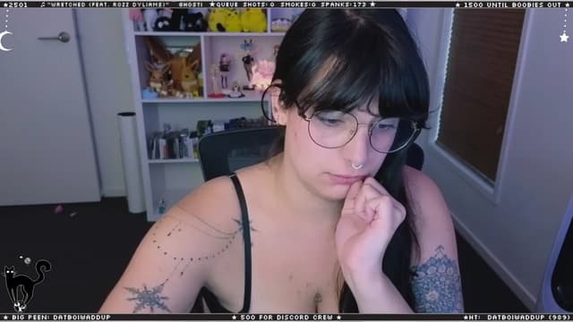 Gallery image thumbnail from Cat__'s myfreecams stream on, 03/21/2024, 09:33 image 12 of 20
