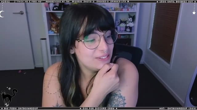 Gallery image thumbnail from Cat__'s myfreecams stream on, 03/21/2024, 09:33 image 13 of 20