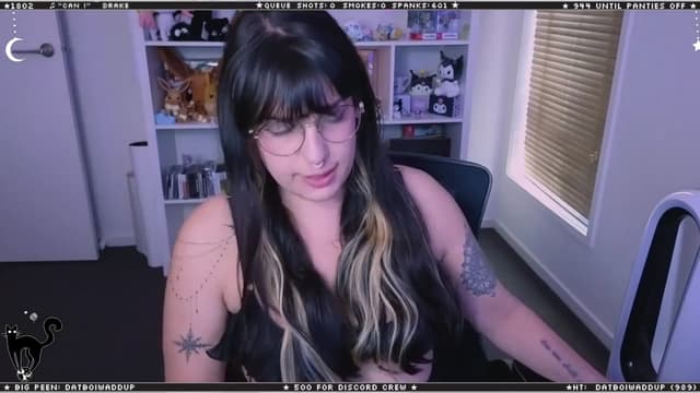 Gallery image thumbnail from Cat__'s myfreecams stream on, 03/24/2024, 07:44 image 2 of 20