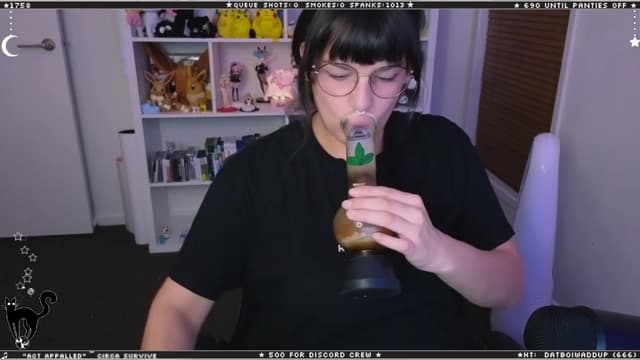 Gallery image thumbnail from Cat__'s myfreecams stream on, 04/07/2024, 09:59 image 10 of 20