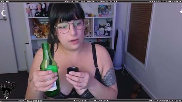 Gallery image thumbnail from Cat__'s myfreecams stream on, 04/13/2024, 10:07 image 1 of 20
