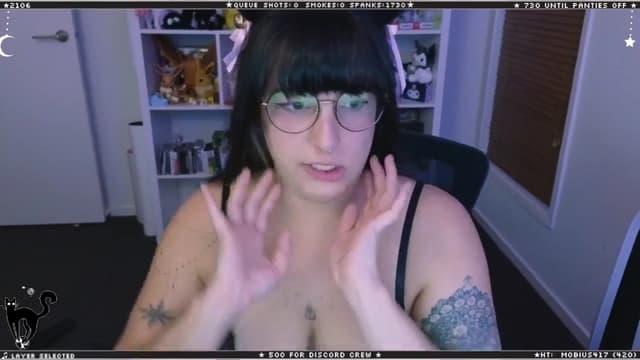Gallery image thumbnail from Cat__'s myfreecams stream on, 04/18/2024, 08:00 image 14 of 20