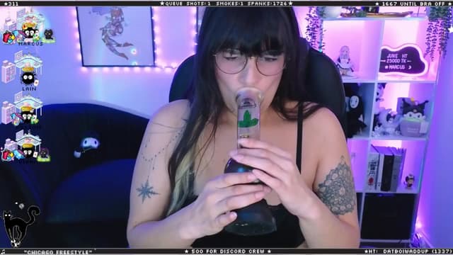 Gallery image thumbnail from Cat__'s myfreecams stream on, 06/25/2024, 07:26 image 12 of 20