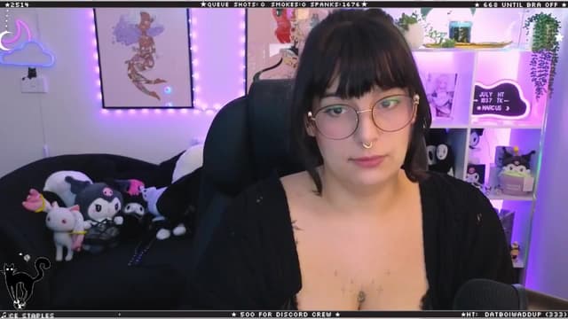Gallery image thumbnail from Cat__'s myfreecams stream on, 07/16/2024, 05:54 image 16 of 20