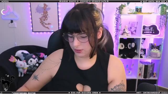 Gallery image thumbnail from Cat__'s myfreecams stream on, 07/16/2024, 05:54 image 1 of 20