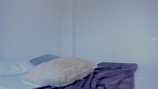 Gallery image thumbnail from Cleoo's myfreecams stream on, 07/04/2026, 19:23 image 17 of 20