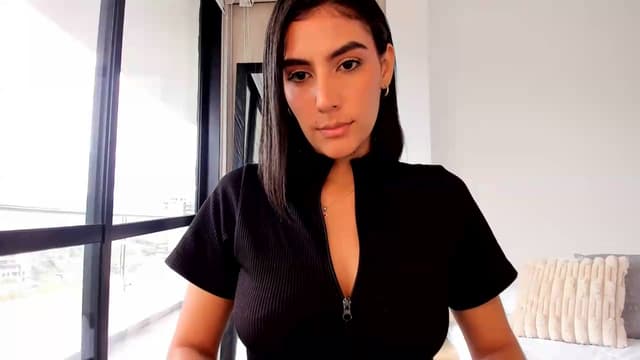 Gallery image thumbnail from Cleoo's myfreecams stream on, 08/01/2026, 19:06 image 4 of 20