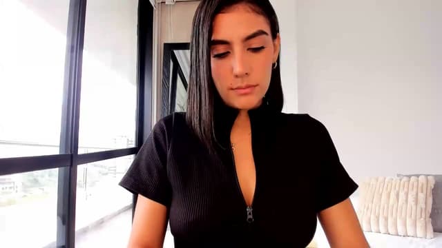 Gallery image thumbnail from Cleoo's myfreecams stream on, 08/01/2026, 19:06 image 5 of 20
