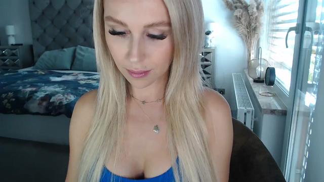 Gallery image thumbnail from CocoMia's myfreecams stream on, 09/25/2023, 12:03 image 7 of 20