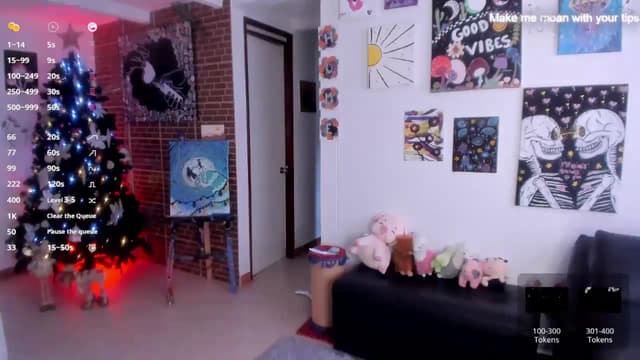 Gallery image thumbnail from Cocox's myfreecams stream on, 12/30/2024, 16:53 image 3 of 20