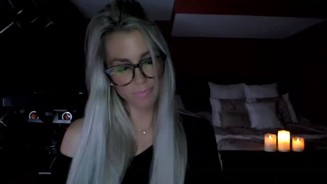Gallery image thumbnail from Cora9's myfreecams stream on, 12/02/2022, 06:07 image 20 of 20