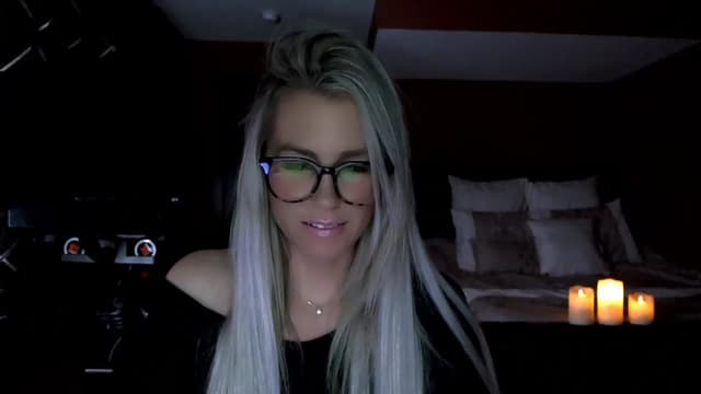 Gallery image thumbnail from Cora9's myfreecams stream on, 12/02/2022, 06:07 image 1 of 20