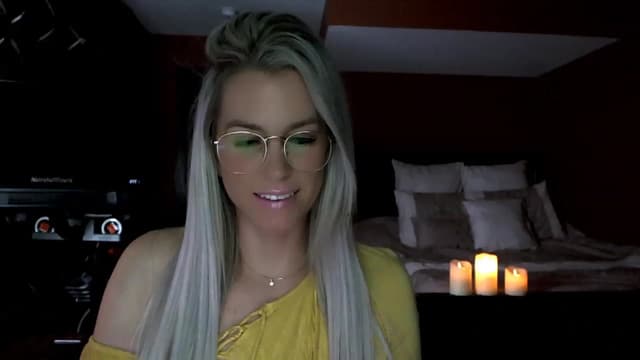 Gallery image thumbnail from Cora9's myfreecams stream on, 12/07/2022, 05:29 image 13 of 20