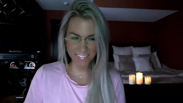 Gallery image thumbnail from Cora9's myfreecams stream on, 12/08/2022, 05:22 image 7 of 20