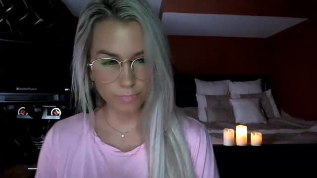 Gallery image thumbnail from Cora9's myfreecams stream on, 12/08/2022, 05:22 image 5 of 20