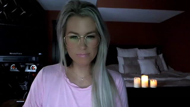 Gallery image thumbnail from Cora9's myfreecams stream on, 12/08/2022, 05:22 image 18 of 20