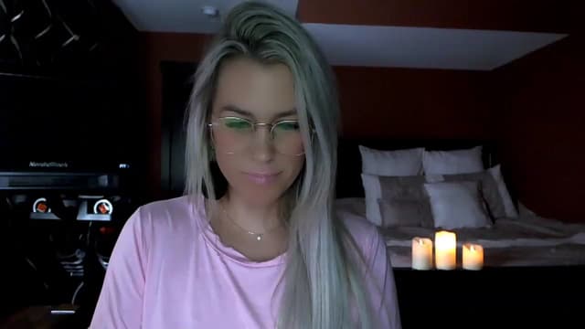 Gallery image thumbnail from Cora9's myfreecams stream on, 12/08/2022, 05:22 image 11 of 20