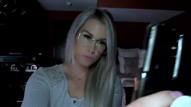 Gallery image thumbnail from Cora9's myfreecams stream on, 12/09/2022, 05:57 image 11 of 20