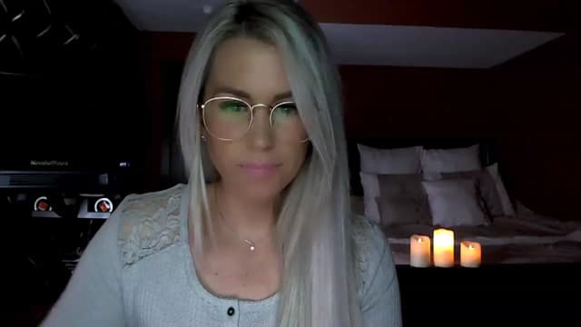 Gallery image thumbnail from Cora9's myfreecams stream on, 12/09/2022, 05:57 image 1 of 20