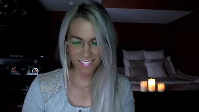 Gallery image thumbnail from Cora9's myfreecams stream on, 12/09/2022, 05:57 image 6 of 20