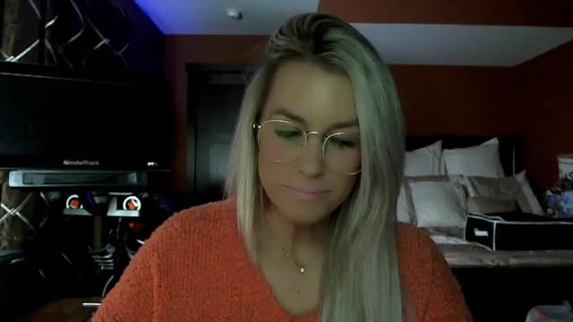 Gallery image thumbnail from Cora9's myfreecams stream on, 12/23/2022, 05:55 image 11 of 20