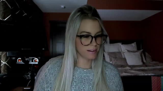 Gallery image thumbnail from Cora9's myfreecams stream on, 01/10/2023, 04:57 image 12 of 20