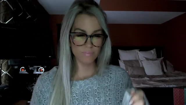 Gallery image thumbnail from Cora9's myfreecams stream on, 01/10/2023, 04:57 image 1 of 20
