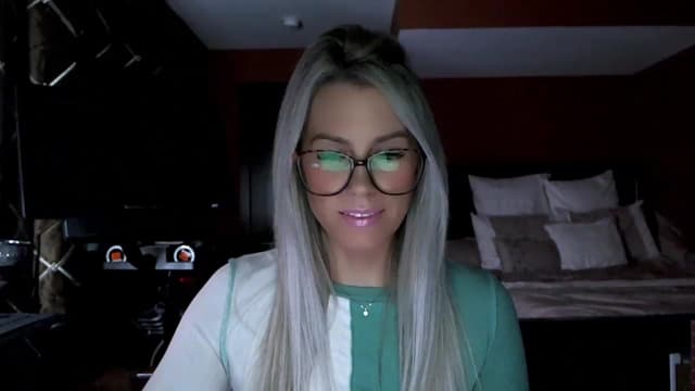 Gallery image thumbnail from Cora9's myfreecams stream on, 01/12/2023, 05:50 image 5 of 20