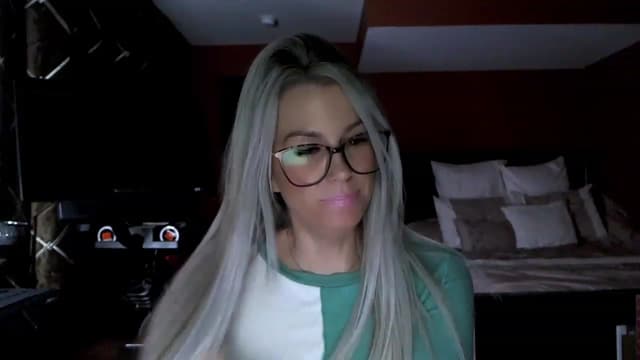 Gallery image thumbnail from Cora9's myfreecams stream on, 01/12/2023, 05:50 image 18 of 20