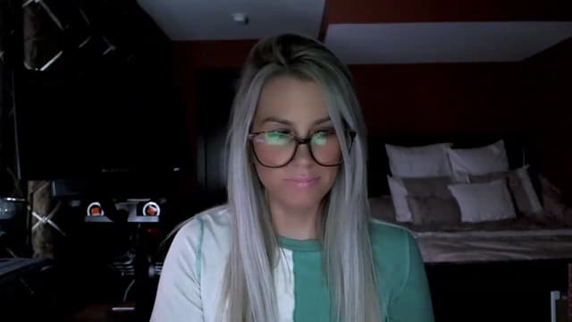 Gallery image thumbnail from Cora9's myfreecams stream on, 01/12/2023, 05:50 image 15 of 20