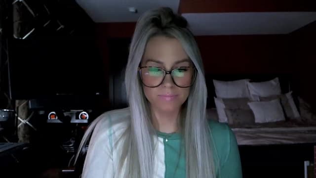Gallery image thumbnail from Cora9's myfreecams stream on, 01/12/2023, 05:50 image 8 of 20
