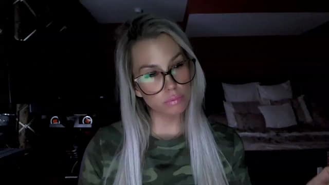 Gallery image thumbnail from Cora9's myfreecams stream on, 01/17/2023, 04:05 image 15 of 20
